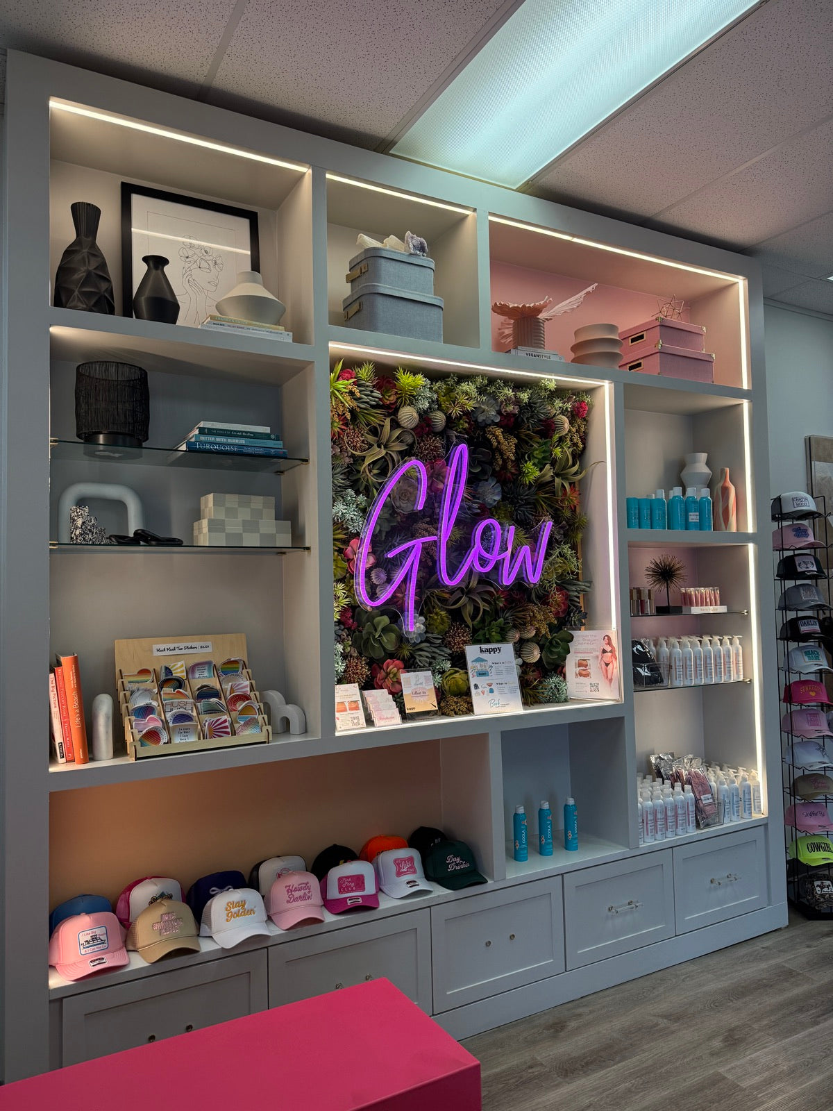 Dallas glow wall